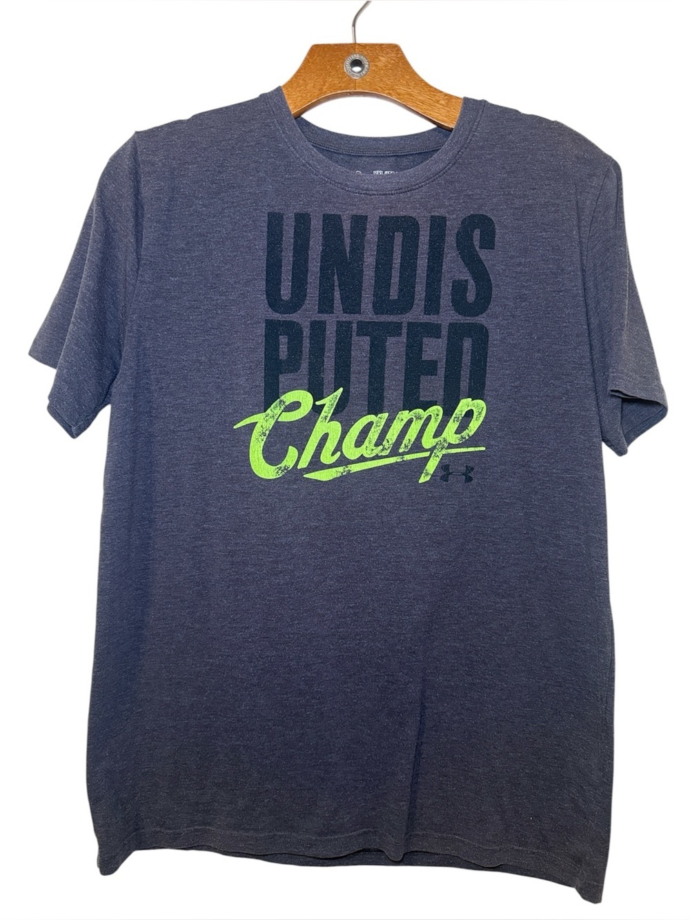 Under Armour Boys Undisputed Champ Graphics Athletic Tshirt Size Youth XL EUC